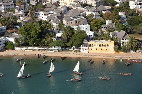 2 TAGE LAMU MIT DEM FLUGZEUG