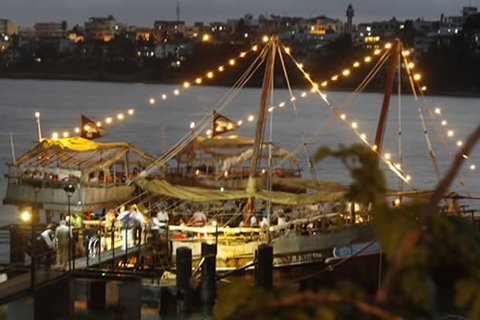 TAMARINDEN-ABEND-DHOW